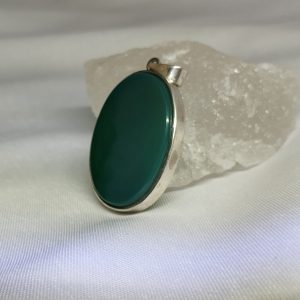 گردن آویز سنگ